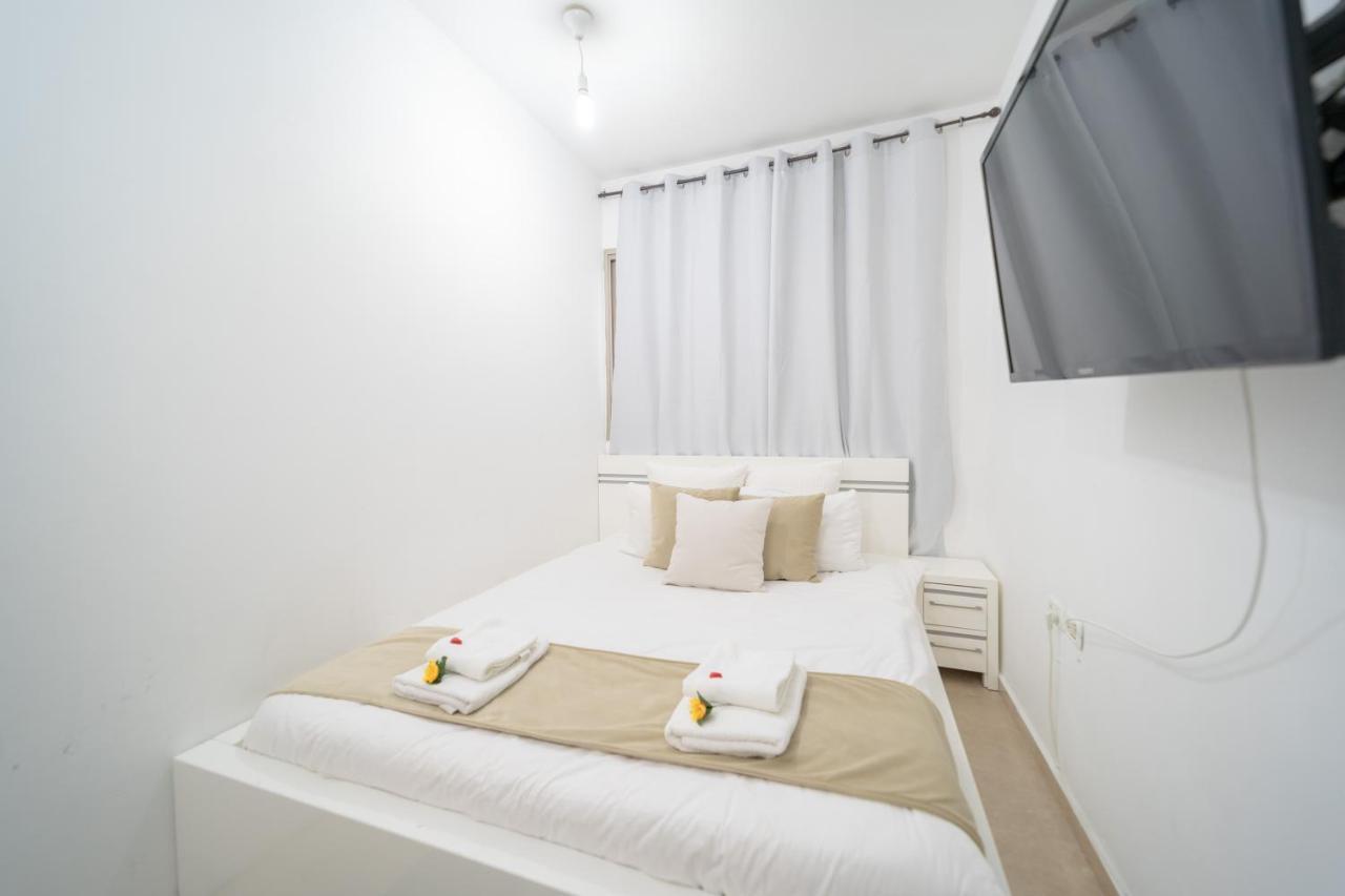 Ocean Executive Apartments - 5 Min From The Beach Tel Aviv Exterior photo