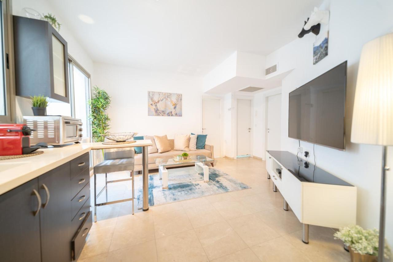 Ocean Executive Apartments - 5 Min From The Beach Tel Aviv Exterior photo
